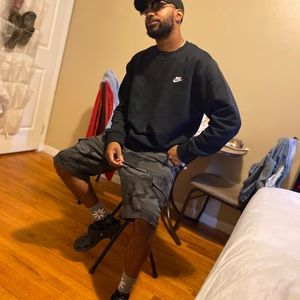 Meet your Posher, Devonte